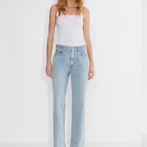 Aritzia Denim Forum Farrah Jean Size 29 light wash